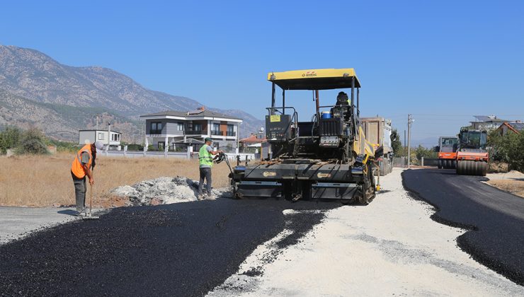 Döşemealtı’nda asfalt seferberliği